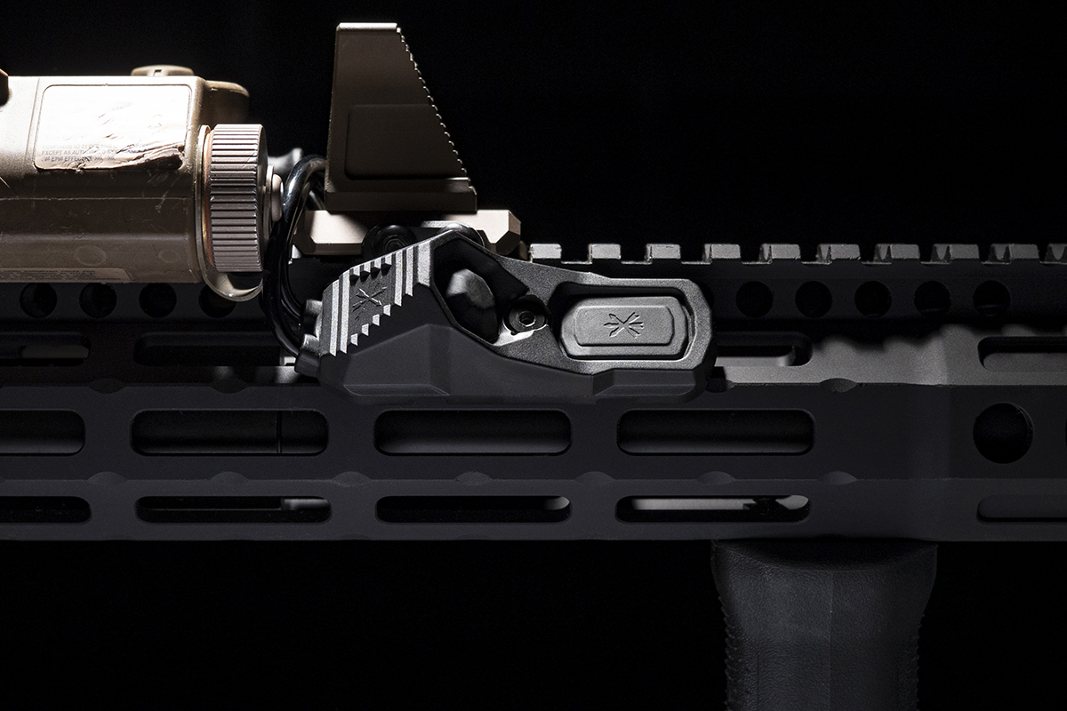 Unity AXON™ M-LOK® Mounting Kit Black  - 3