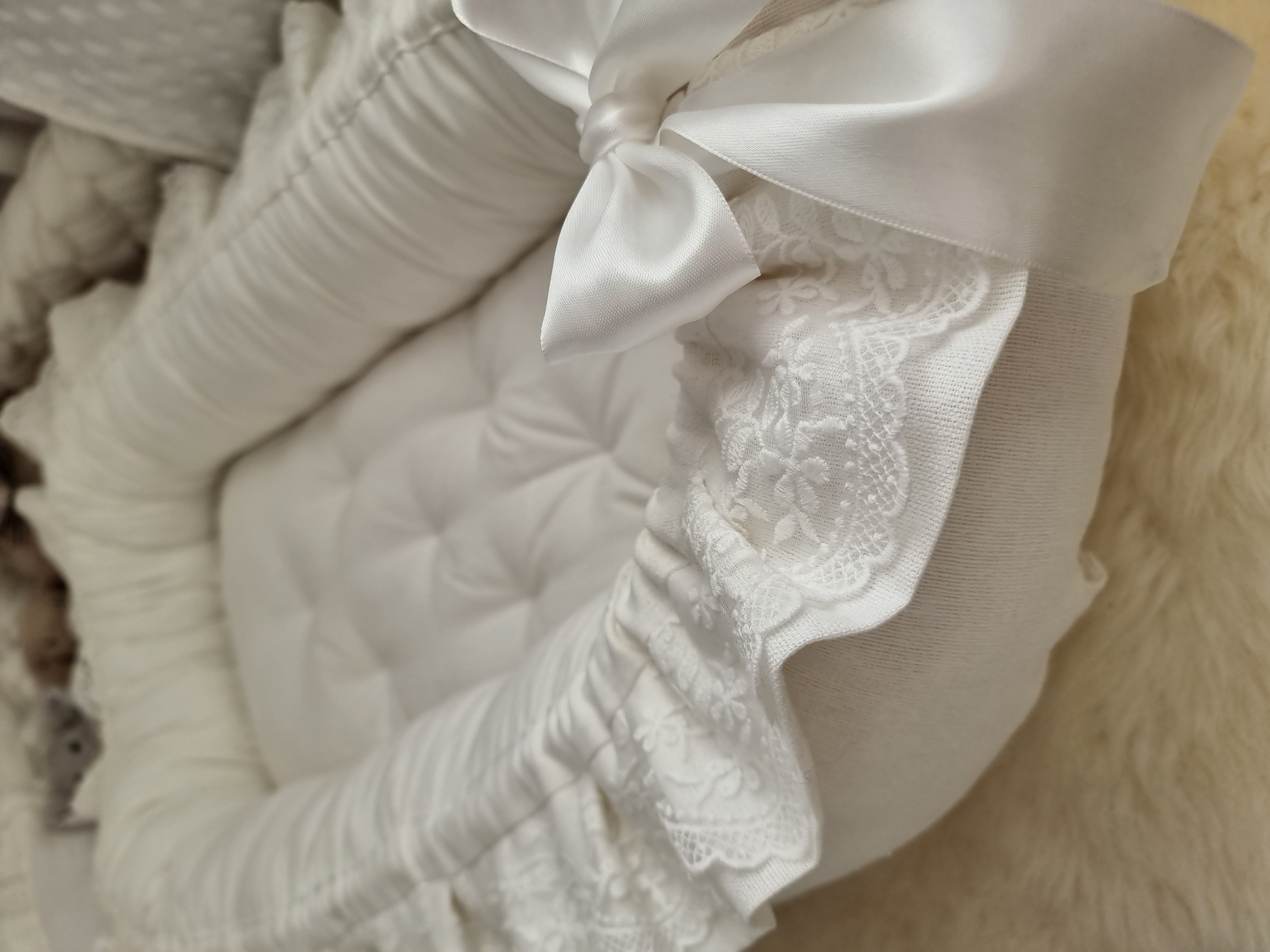 Babynest Ella vit linne 633 - 2