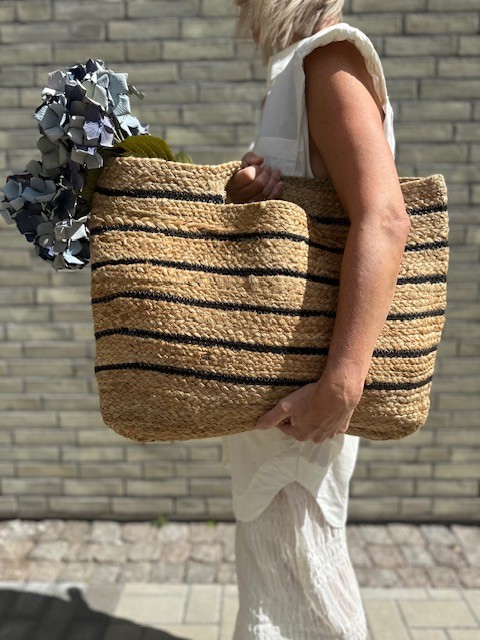 Randig väska i jute
