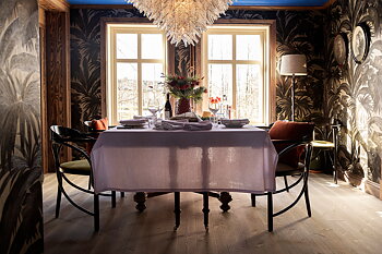Table Cloth Destiny Red