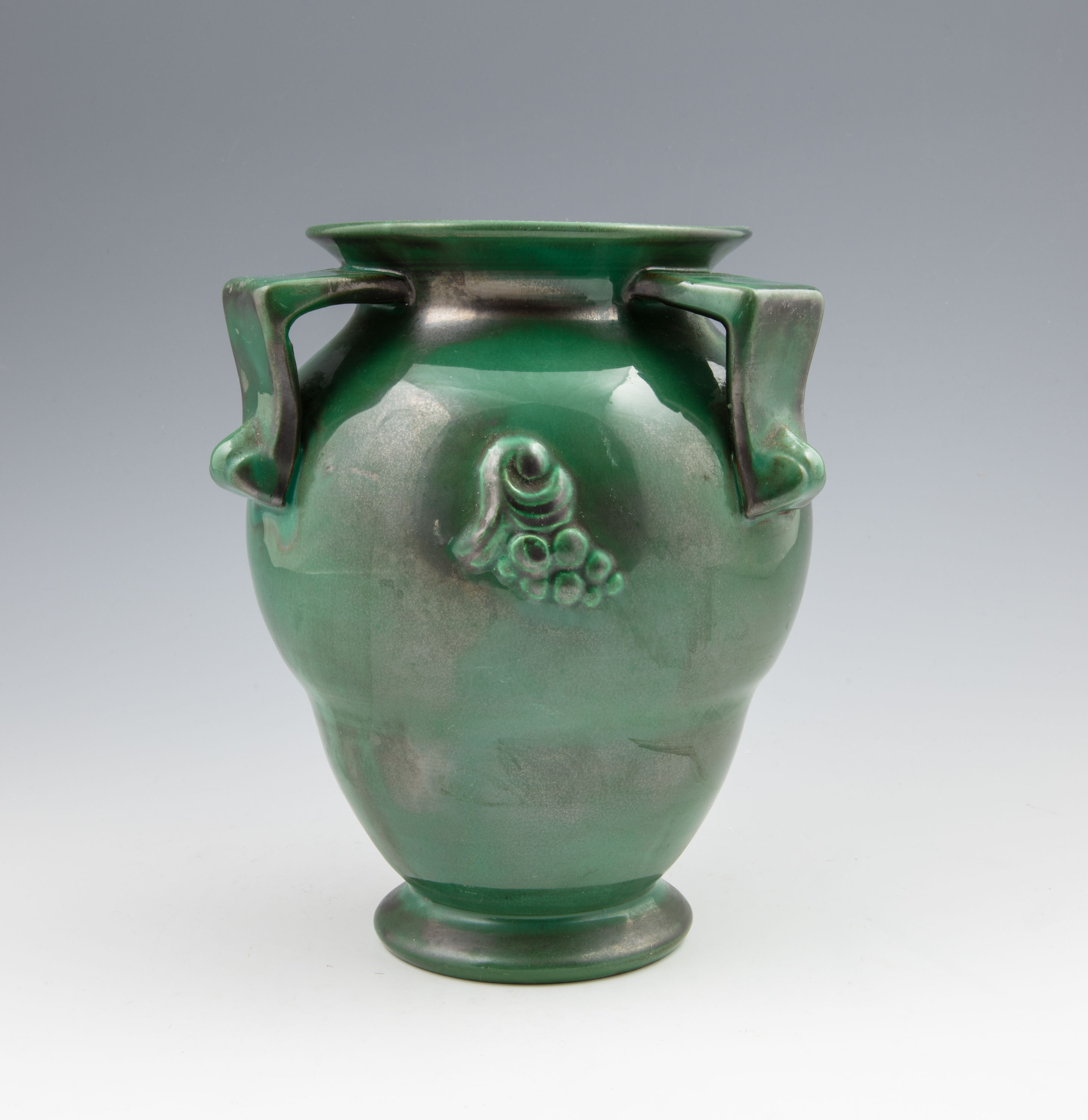 Vase with handles - 2