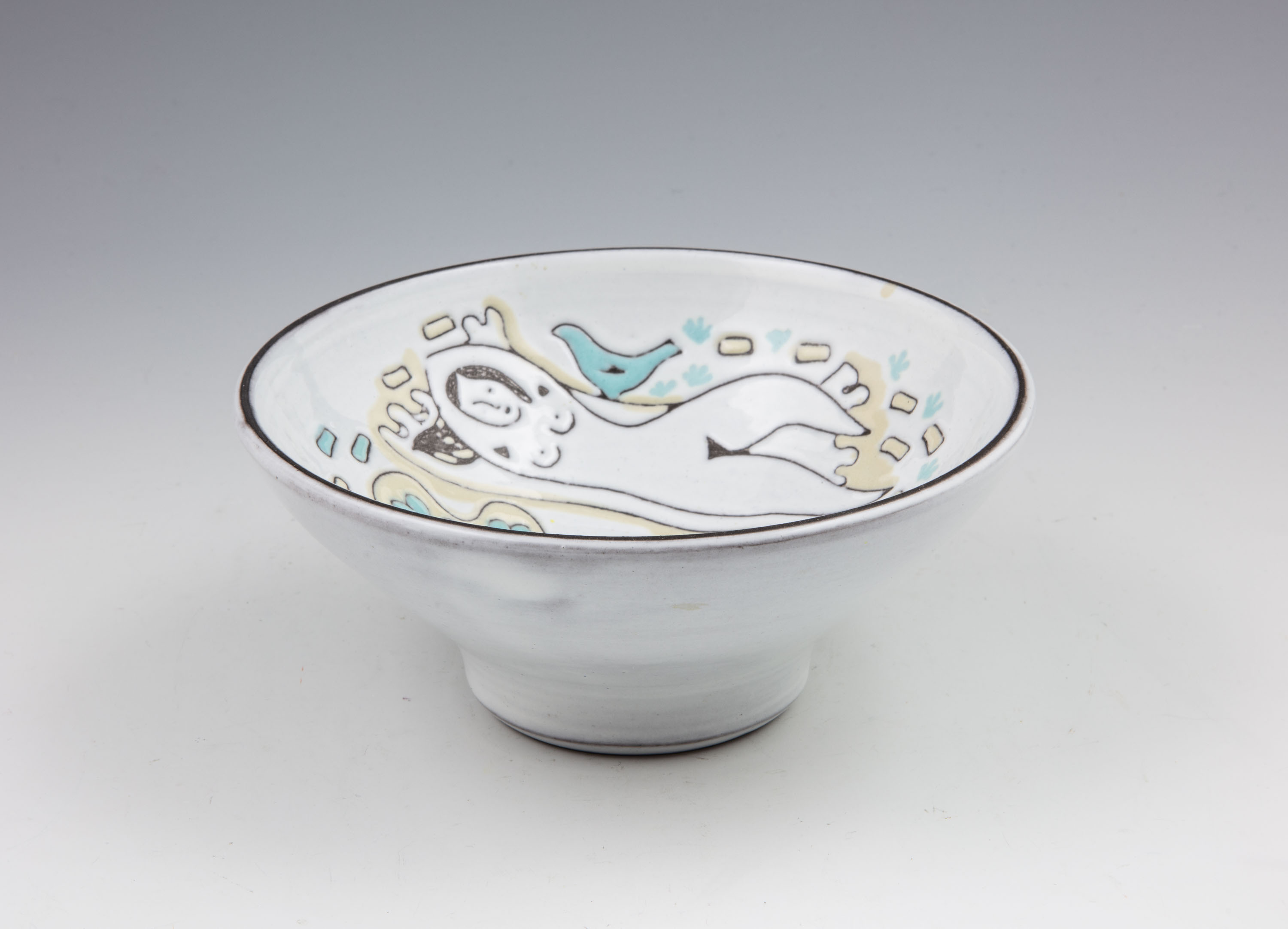 Bowl on foot 4027 - 2