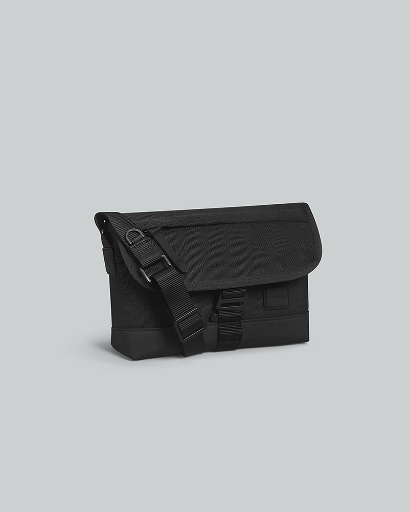 Heritage Mini Messenger Svart Vaska Gaston Luga The Local Store