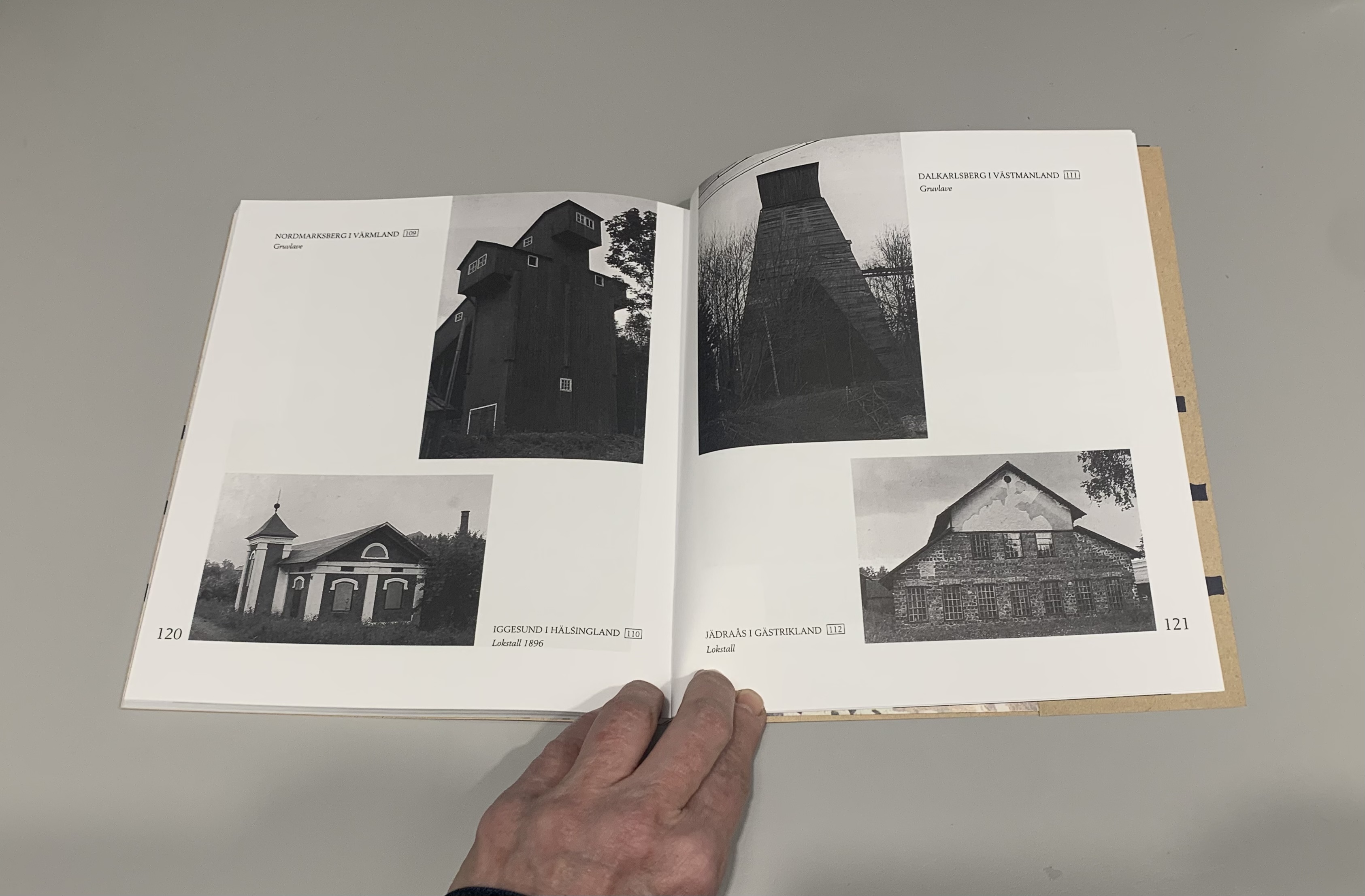 Bengt Lindroos: Ur den svenska byggnadskonstens magasin  - 4