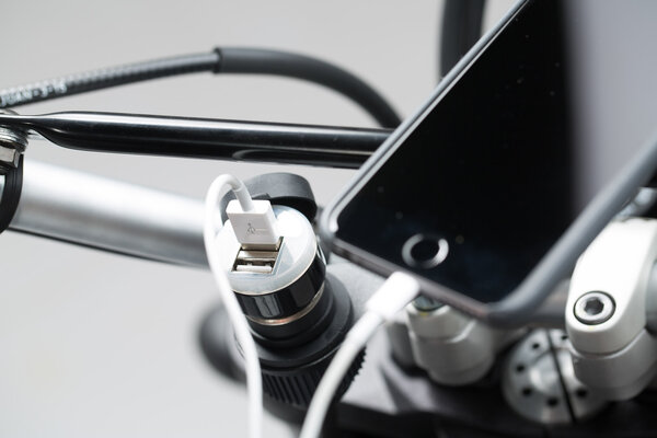 Cigarette lighter/USB port - 4