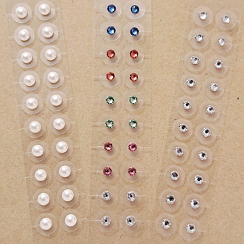 Chrystal Ear pellets, Swarovskikristaller  och pärlor,  Bling-Bling för öronen, 20 st