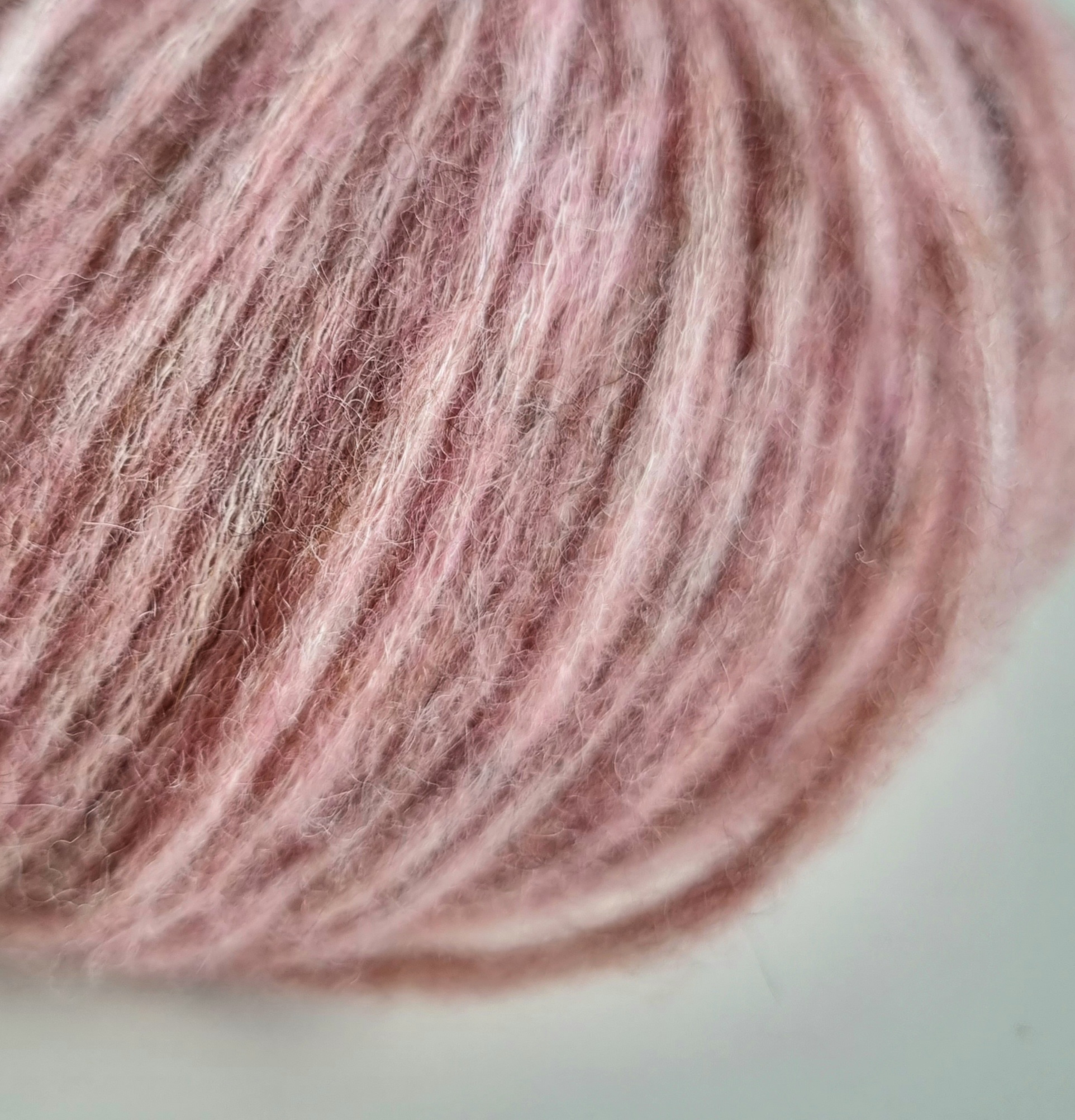 Snefnug Mörk Rosa CaMaRose