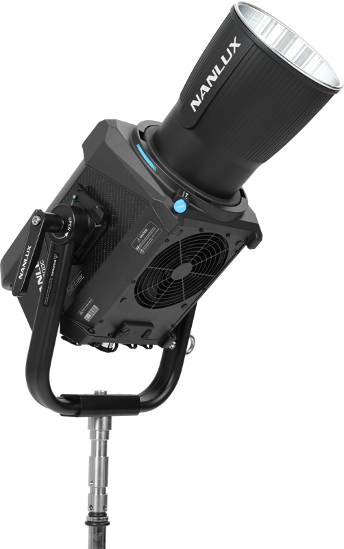 NANLUX Evoke 900C Spot Light with Trolley Case Kit - 3