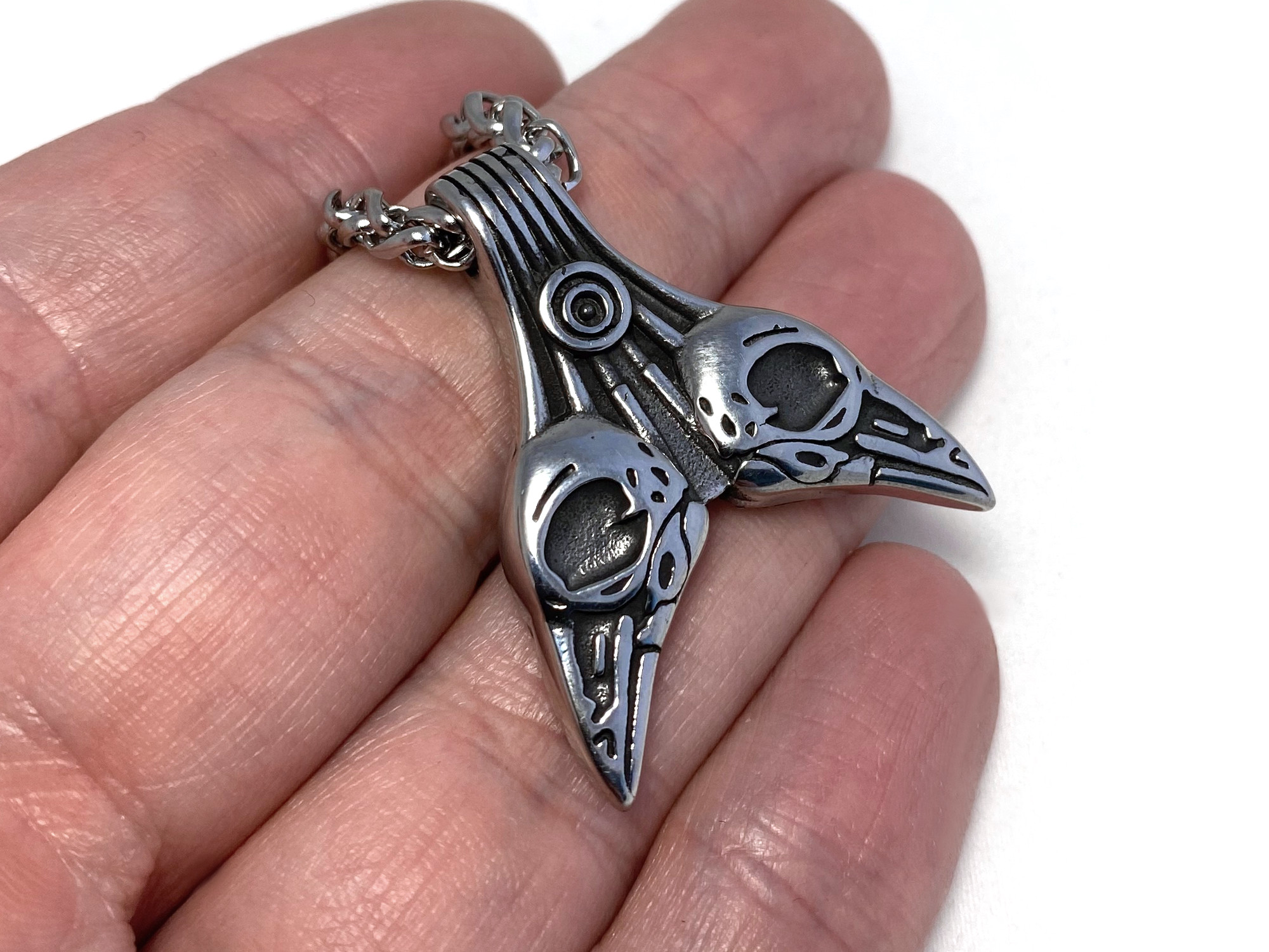 Torshammare med Odens Korpar Hugin och Munin, Mjölner Vikingasmycke i Rostfritt Stål - 4