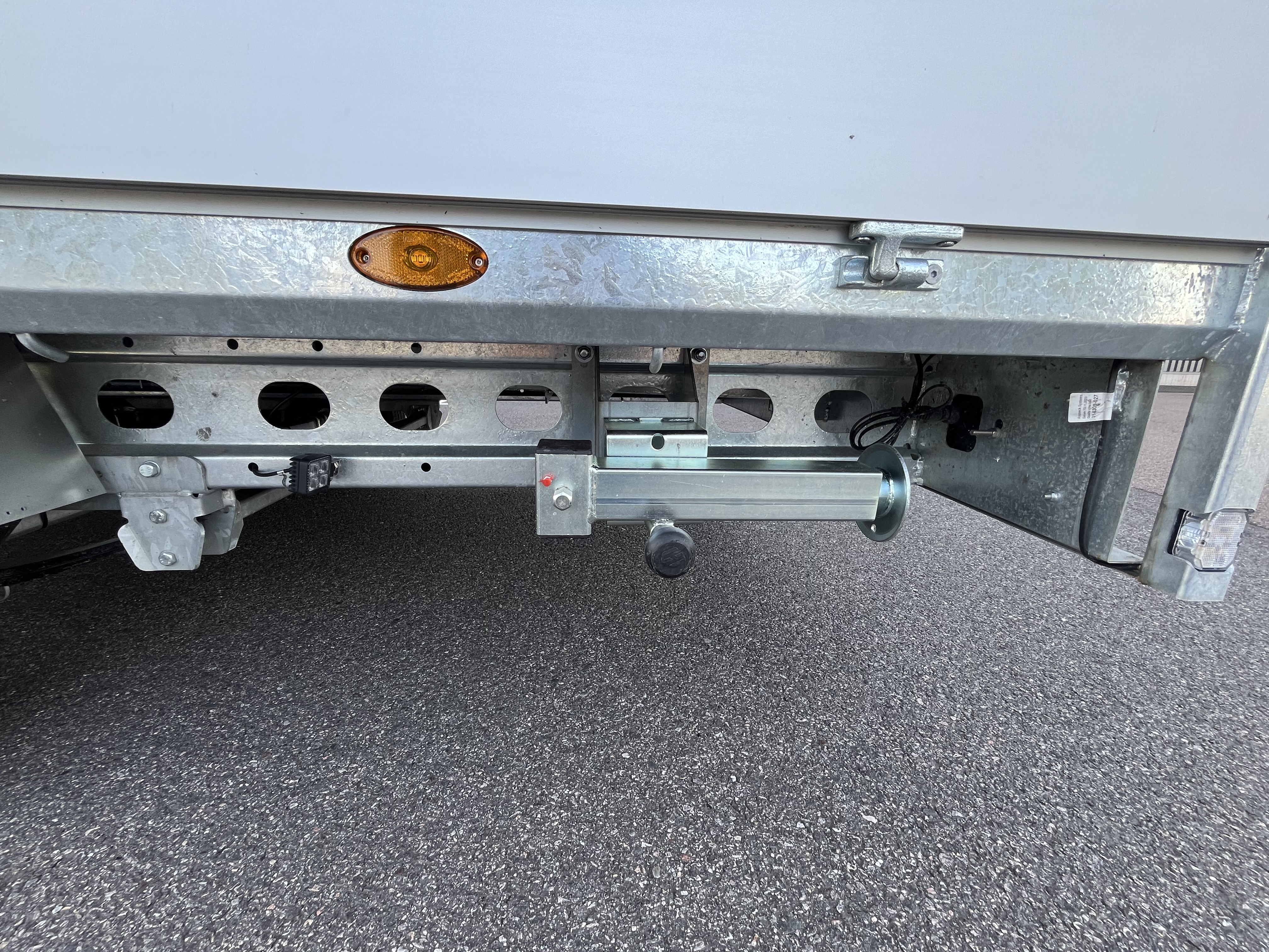 503 x 202 cm  :: 2700 - 3500 kg - Henra Major - 10