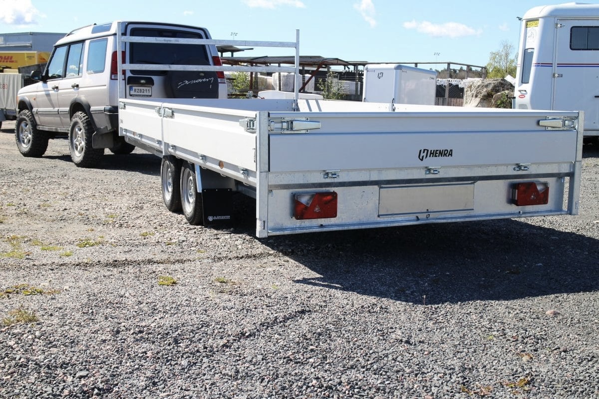 553 x 222 cm  :: 2700 - 3500 kg - Henra Major - 2
