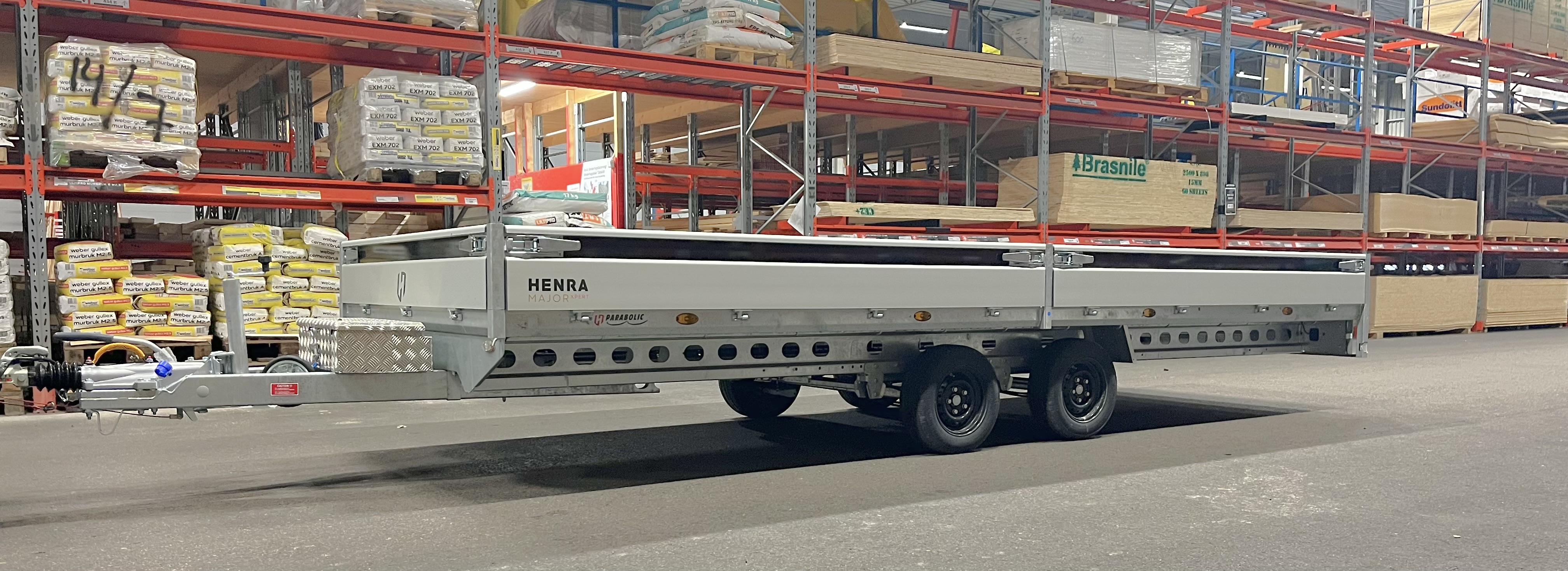 553 x 222 cm  :: 2700 - 3500 kg - Henra Major - 4