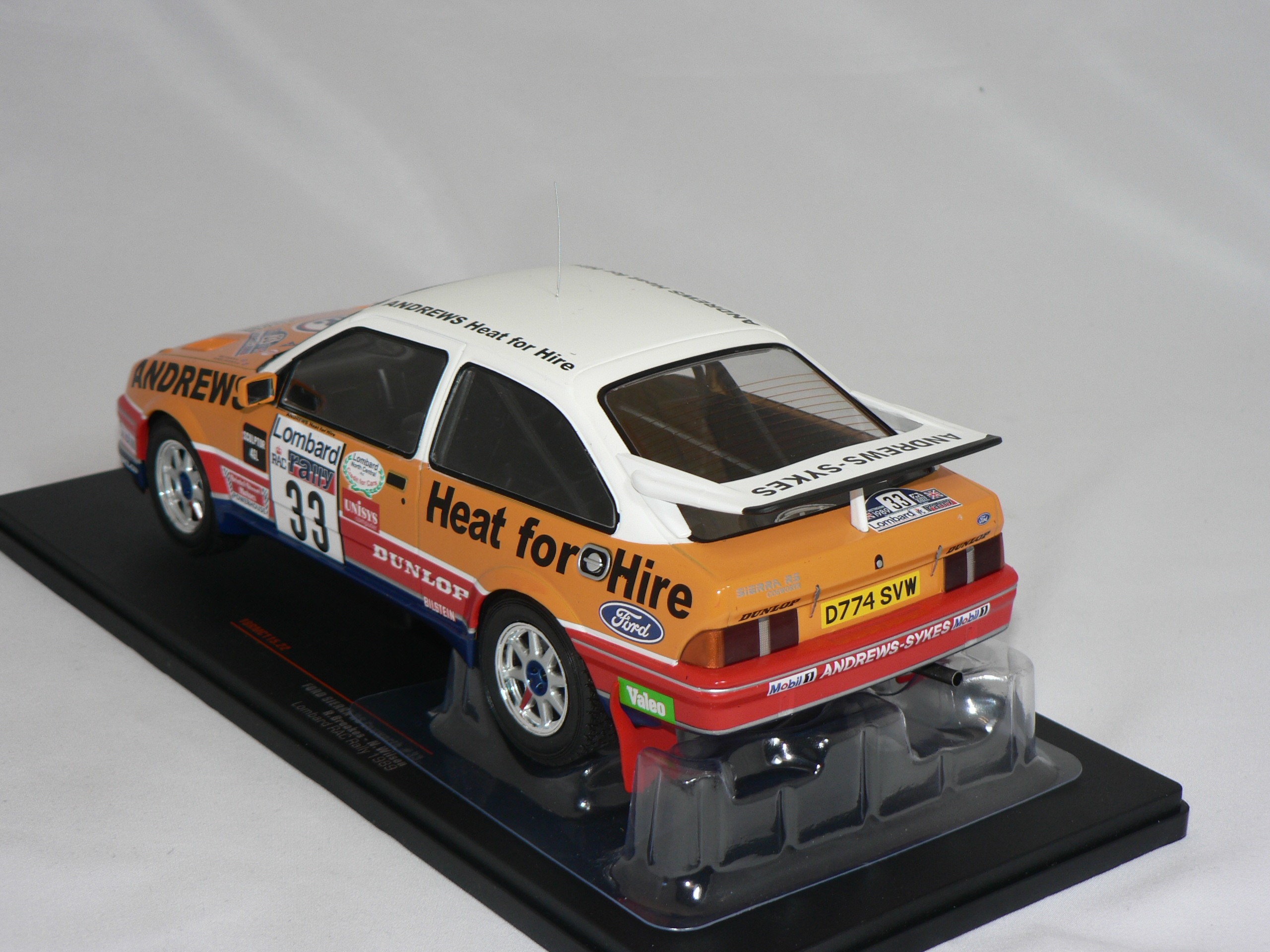 Ford Sierra RS Cosworth #33 Lombard RAC Rally  1989 ( R.Brookes/M.Wilson   )  1:18  Ixo - 2