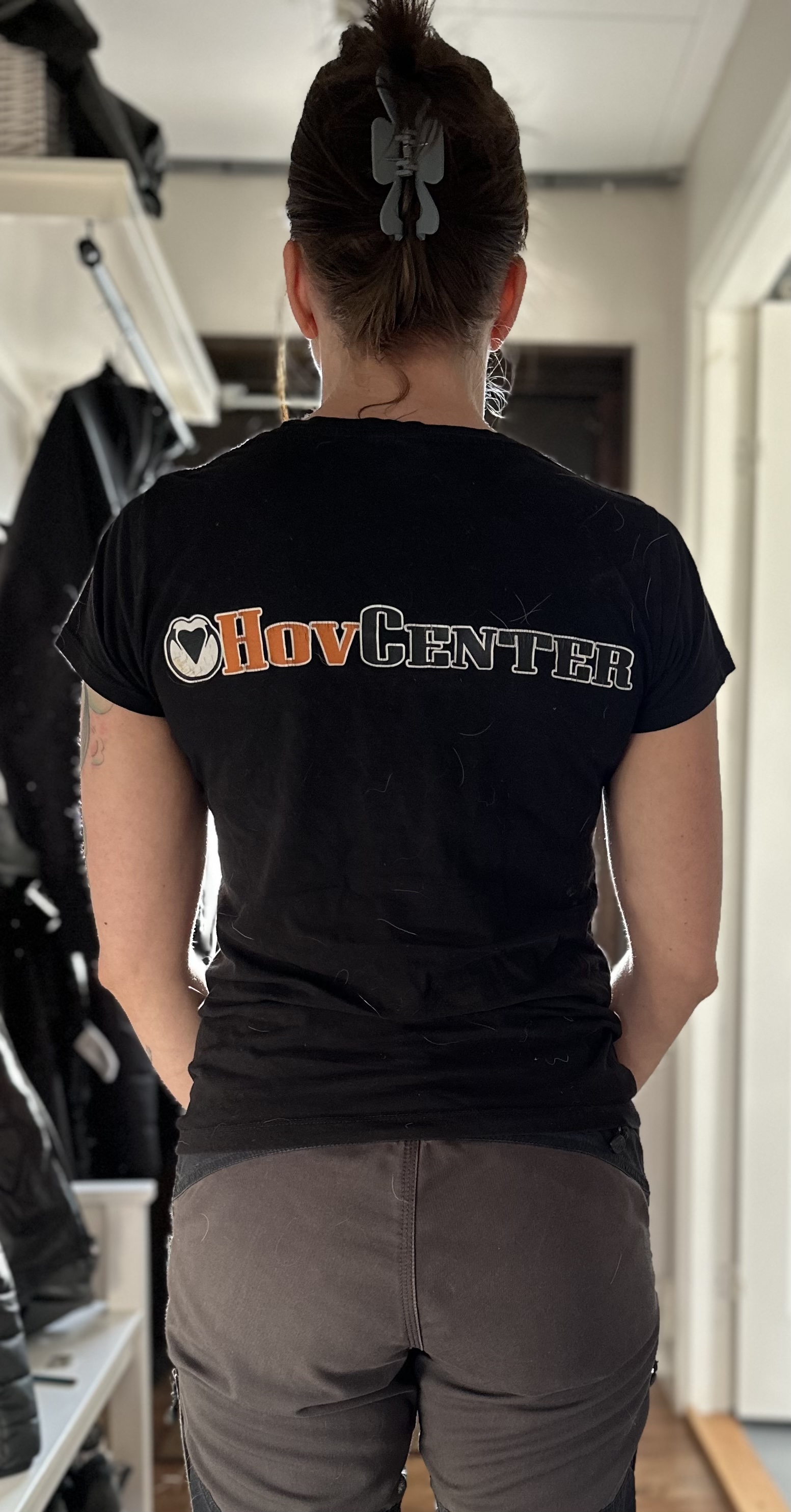 Hovcenter T-shirt svart