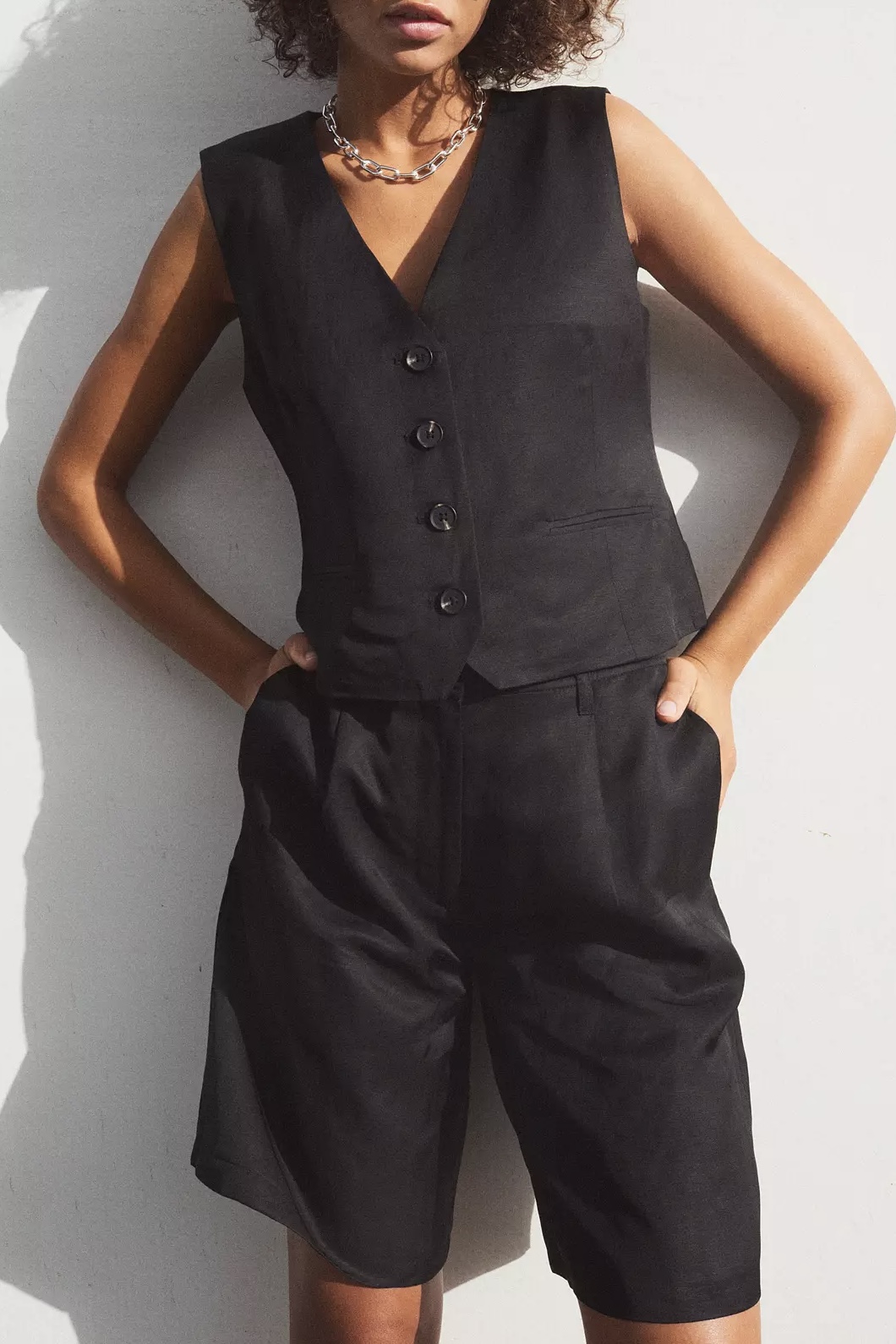 Leveté Room - Becca 4 Waistcoat Black