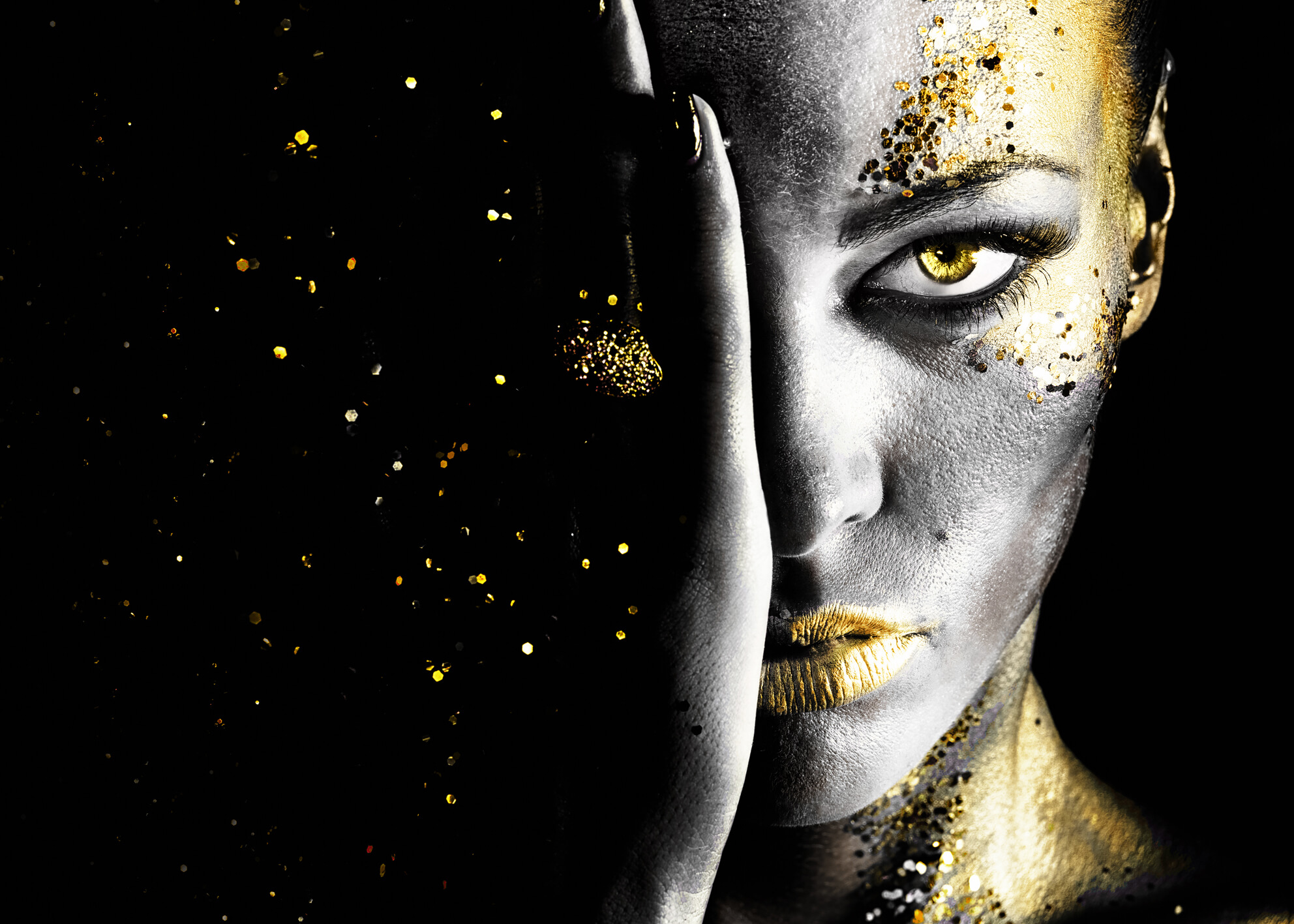 Photo Art - Golden Lady - | Canvasbutik.com