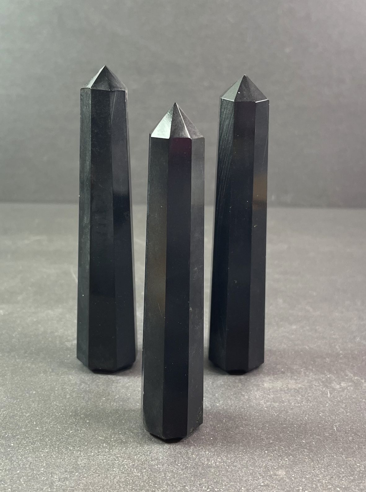 Svart Onyx Torn