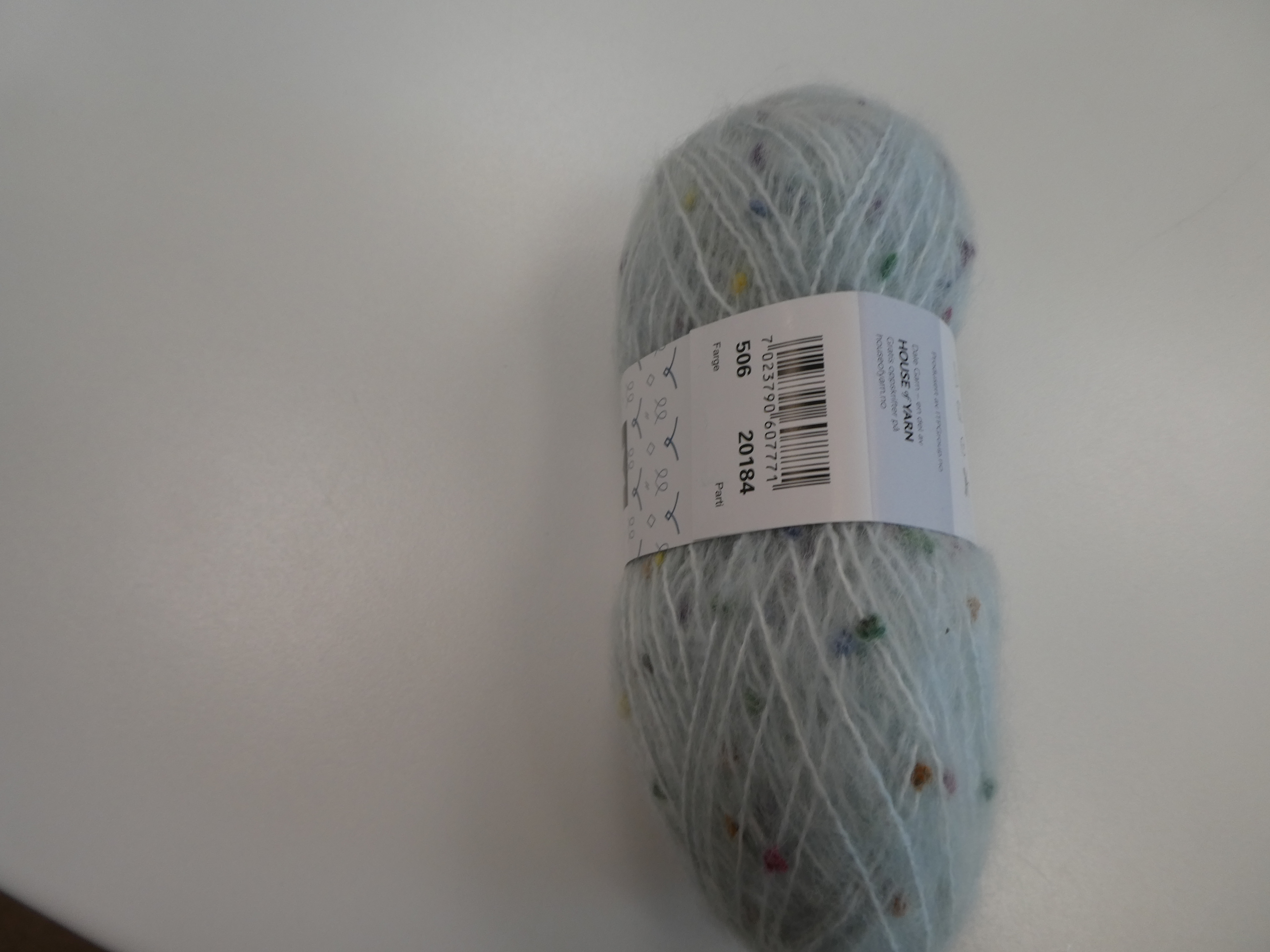 Multi popkorn ett garn från huose of yarn från Norge - 7
