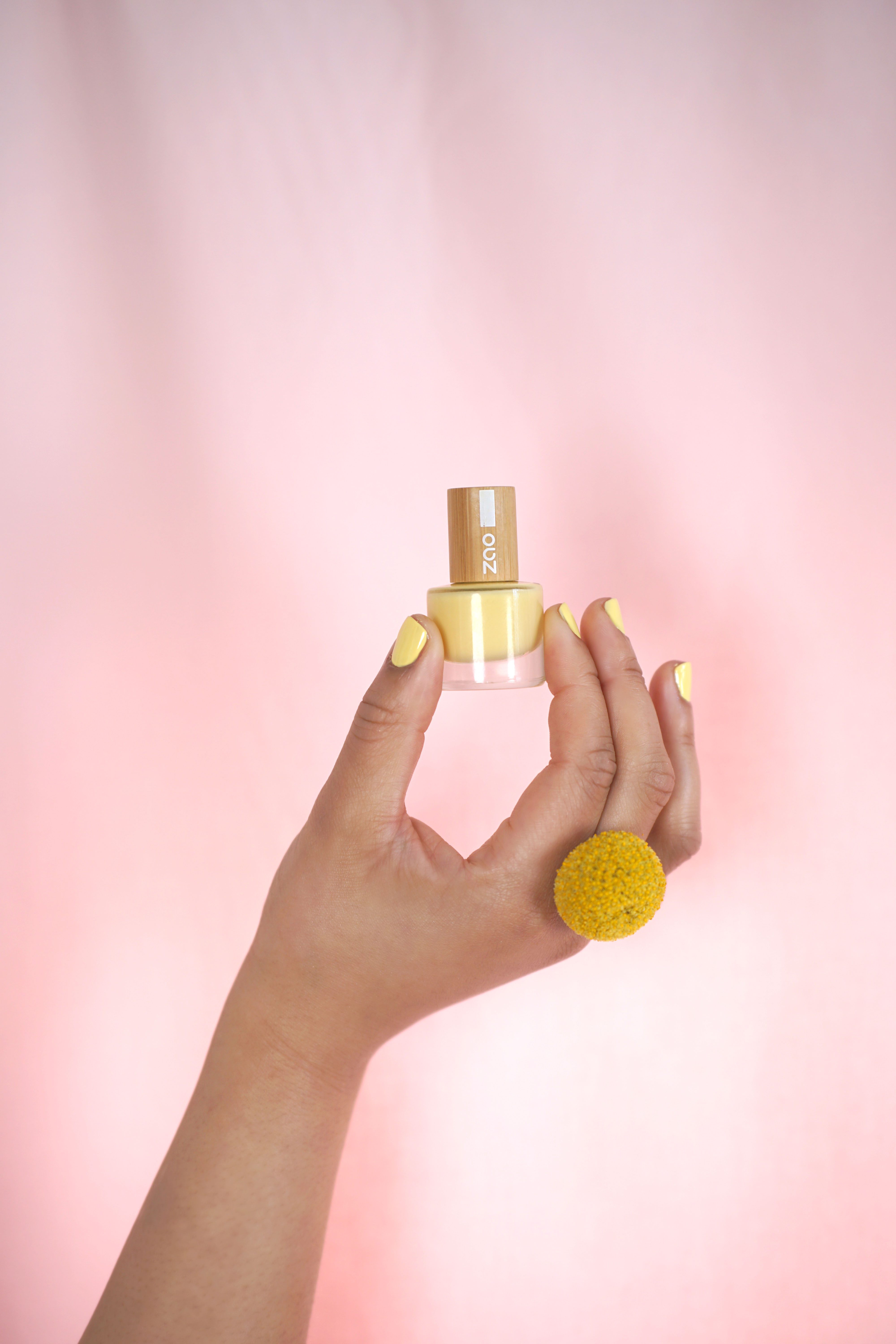 ZAO Nailpolish 681 Pastel mimosa - 3