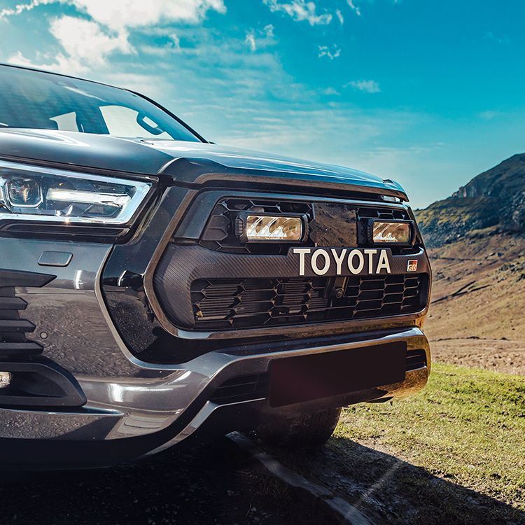 Toyota Hilux GR Sport 2022-2024 Grille Kit - Triple-R 750 Elite