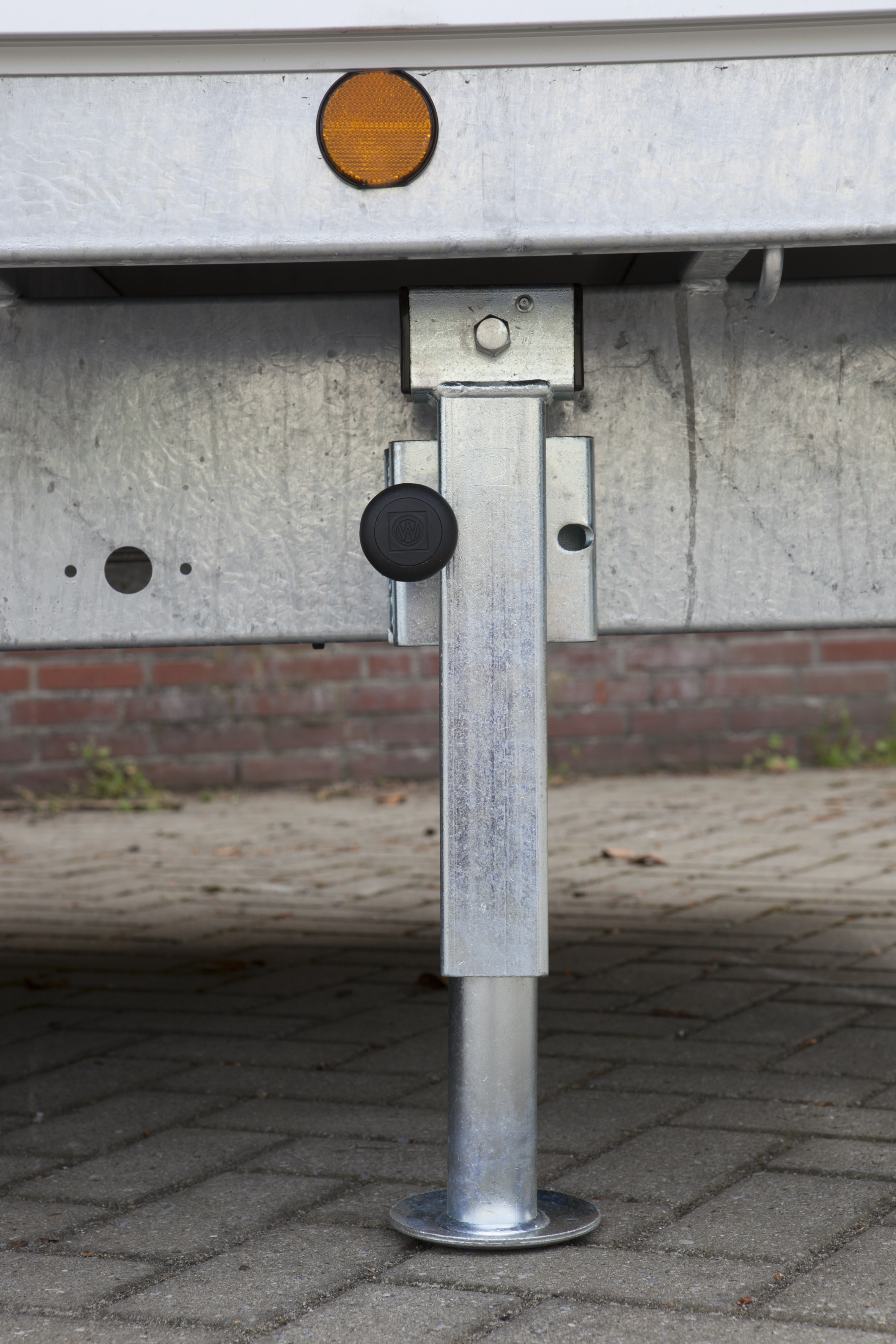 401 x 185 cm  : :  2000 - 2700 - 3000 - 3500 kg - Henra - 10