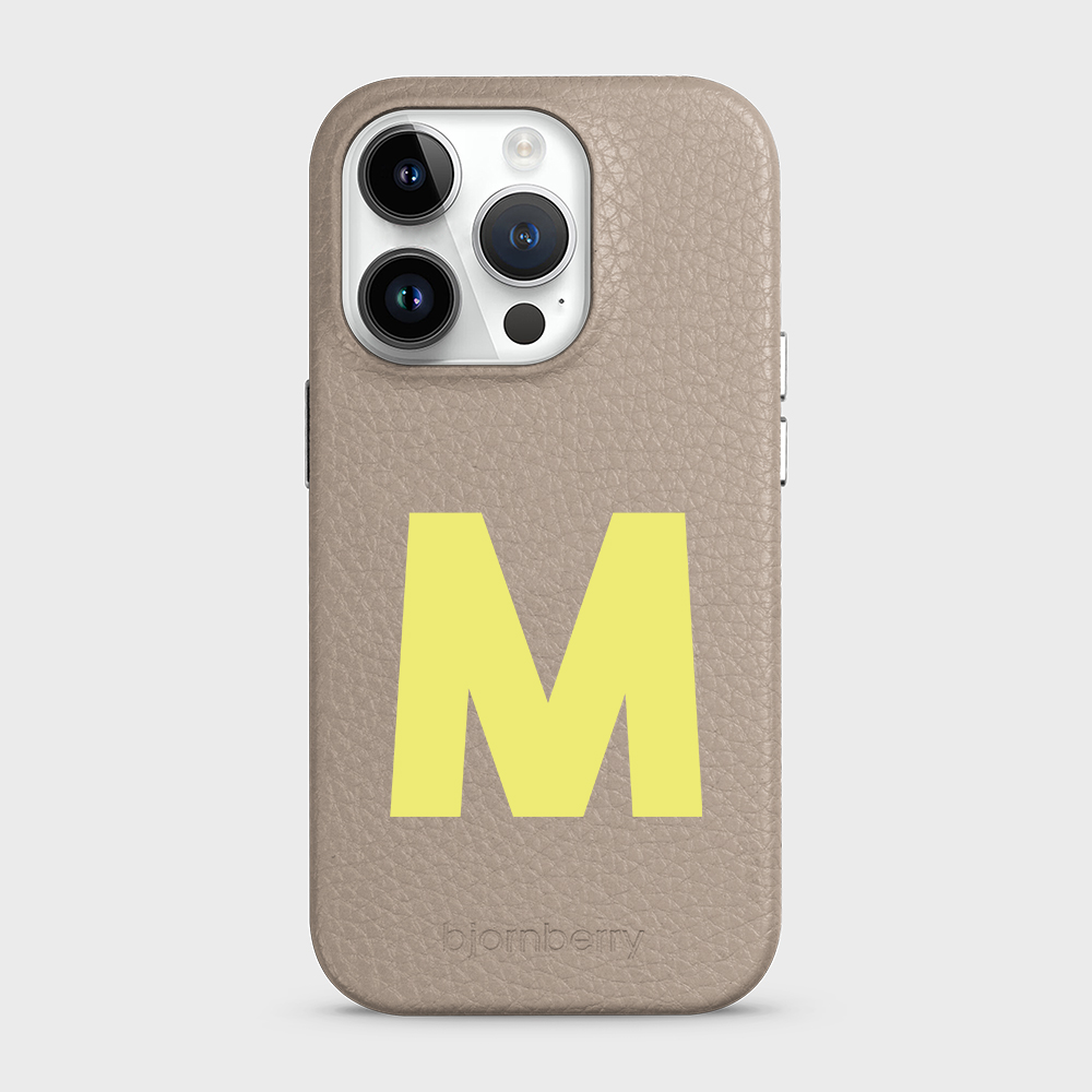iPhone 14 Pro Personalised Leather Case - Initial - 9