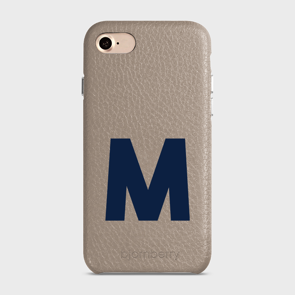 iPhone 7/8/SE (2022/2020) Personalised Leather Case - Initial - 8