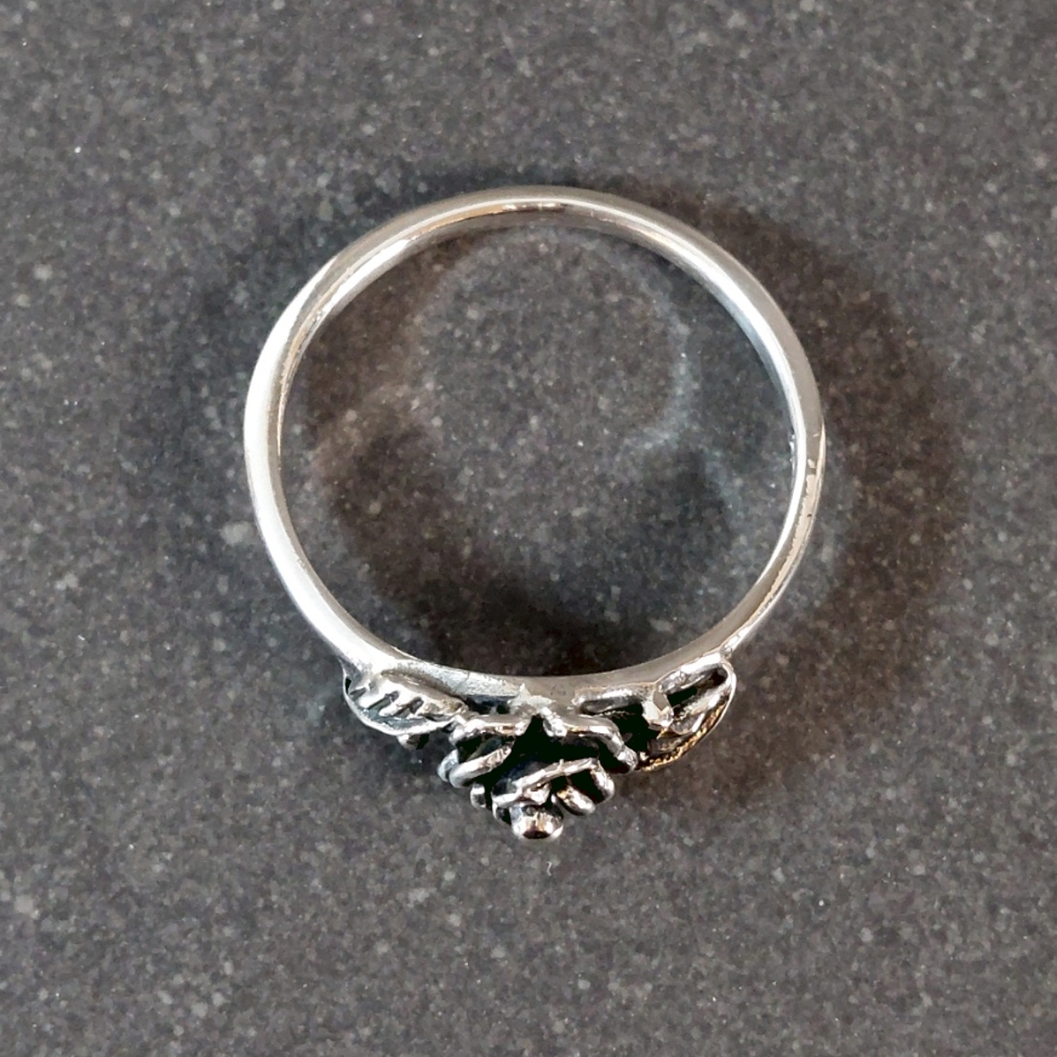 Ring i Silver med Ros
