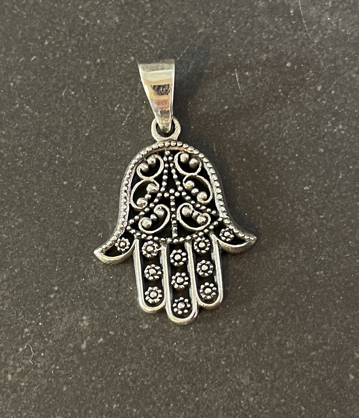 Fatimas Hand hänge i Silver