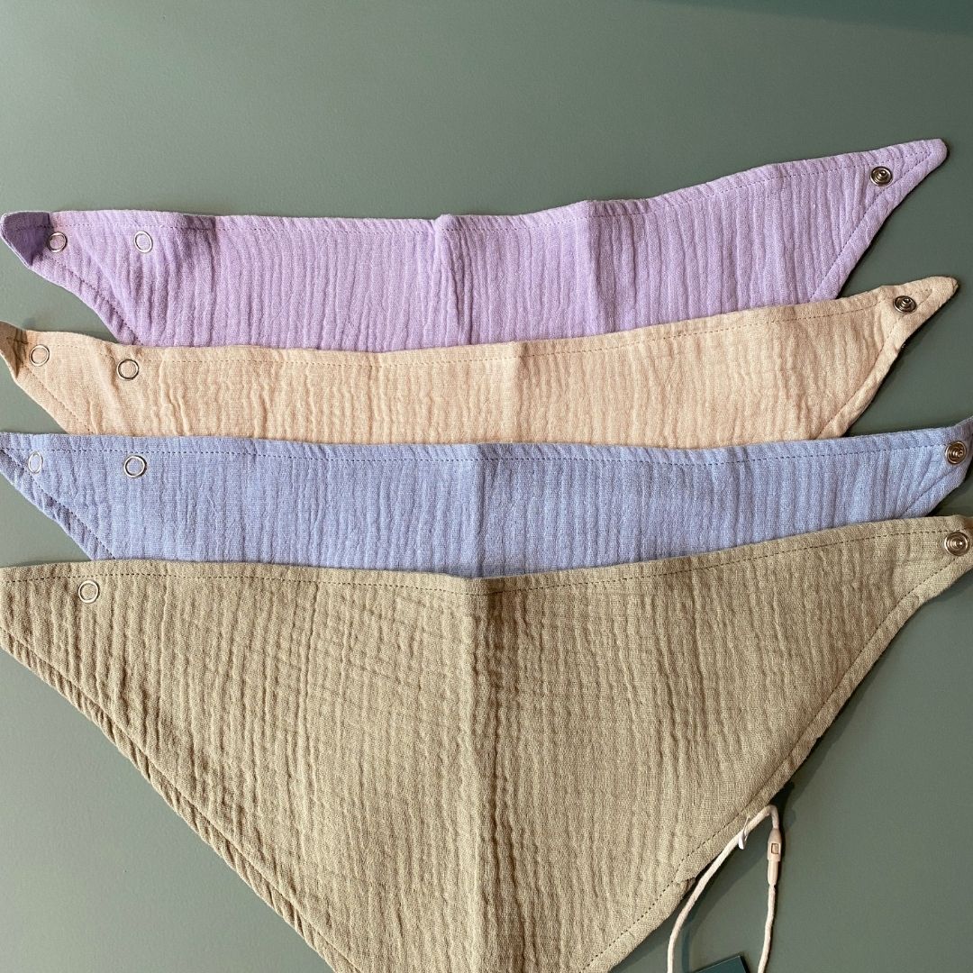 Muslin droll bib, Babymocs