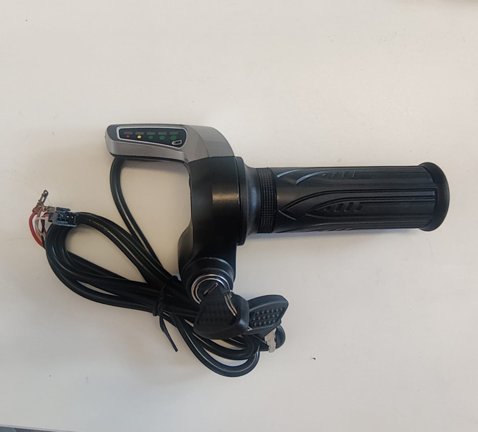 Gashandtag, Passar modellen Monty E132