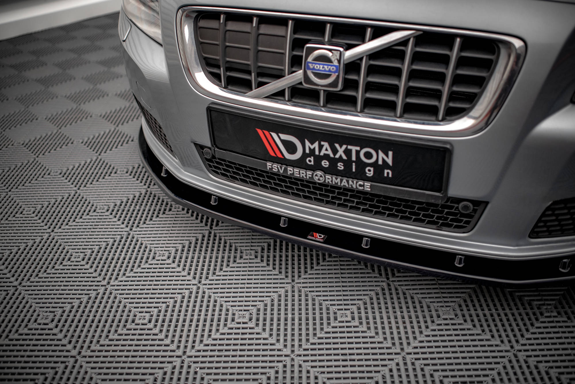 Front Splitter / Läpp V.1 Volvo V70 Mk3 - 2