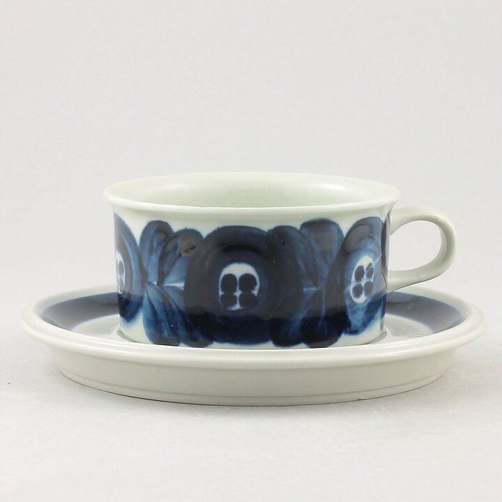ウラ・プロコッペ  Anemoneシリーズ  青いラインのティーカップソーサー  16cm  1962年  [サンプル画像]  [送料無料]