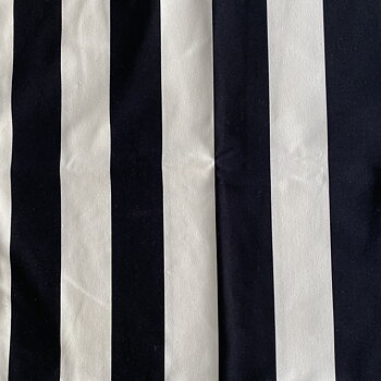 STUV 1 m x 75 cm + extrabit. Kraftig bomull, svart bred rand.