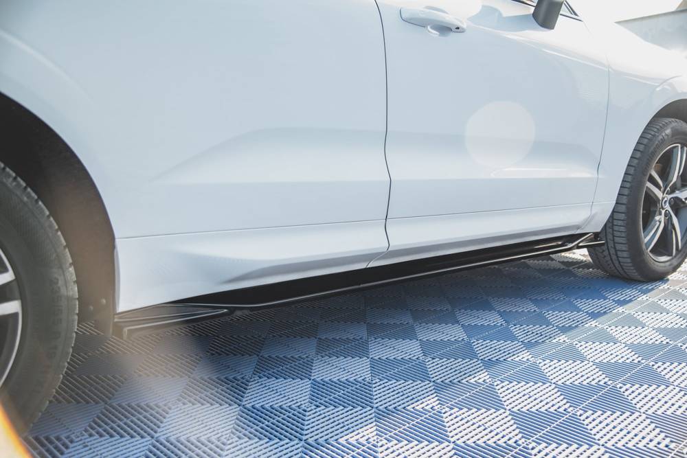 SIDE SKIRTS DIFFUSERS VOLVO XC60 MK2 R-DESIGN / SVART - 4