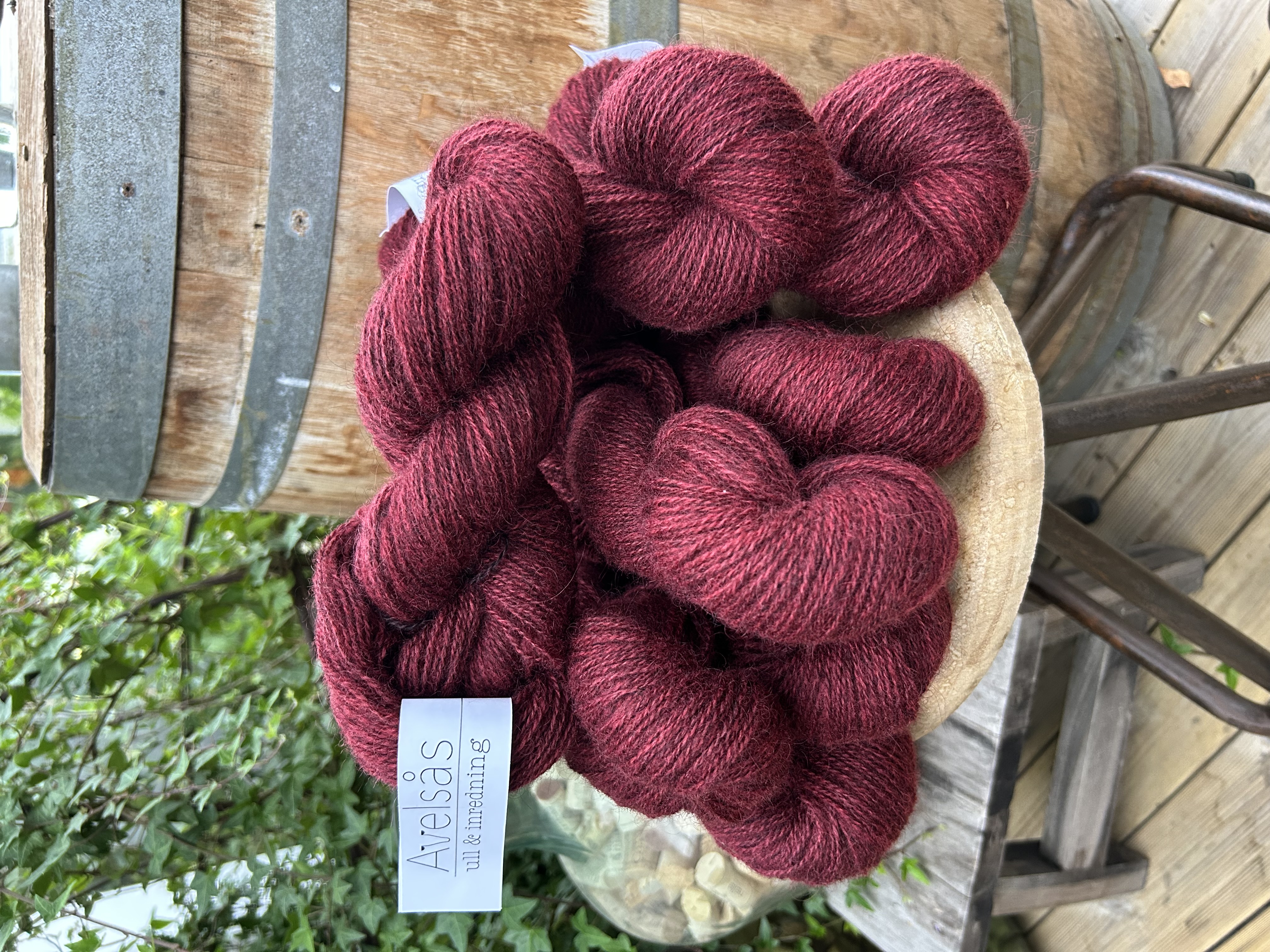 Blood top 2-thread Swordsheep yarn - 3