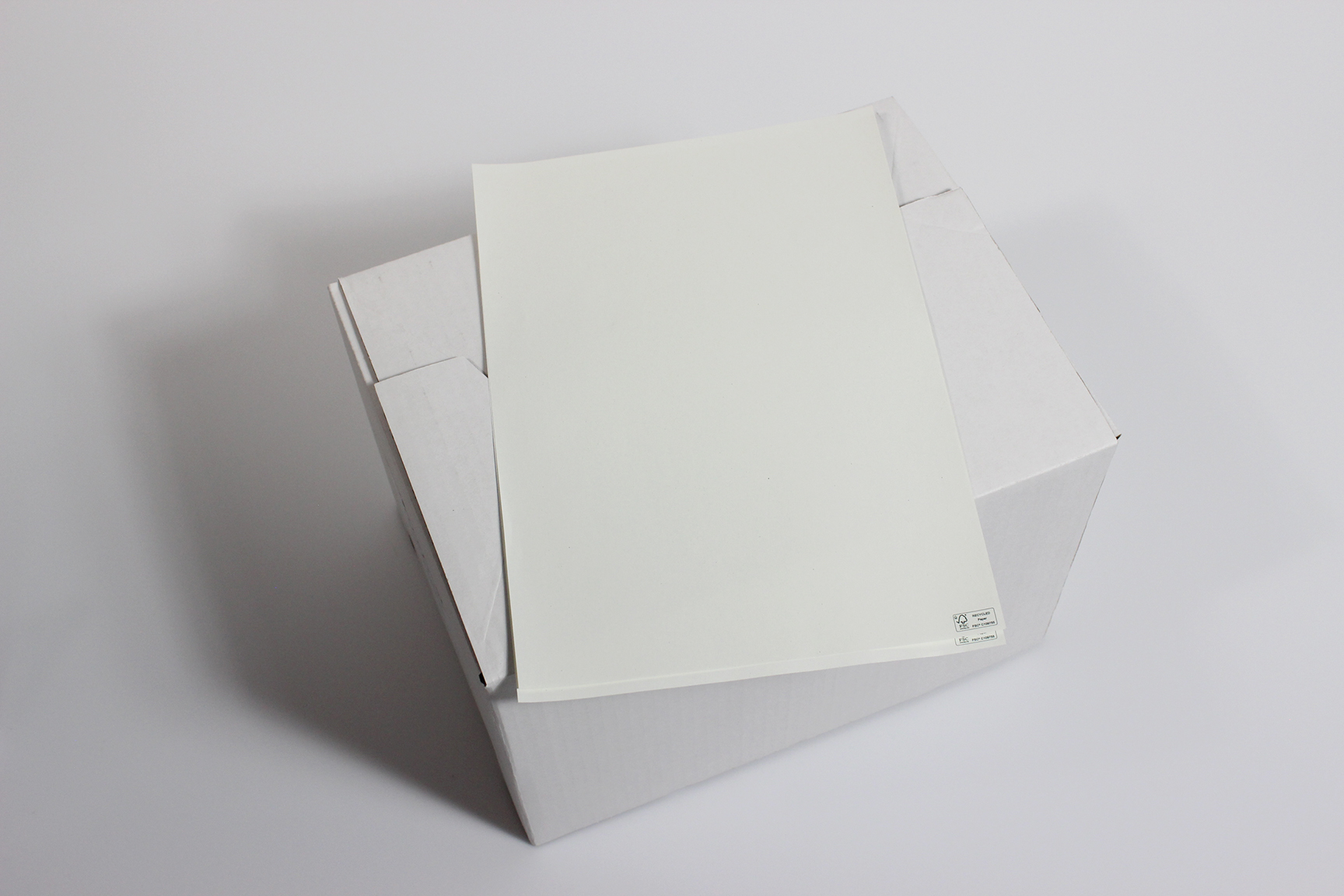 Kopieringspapper av 100% returfiber,  A4 80gr ohålat