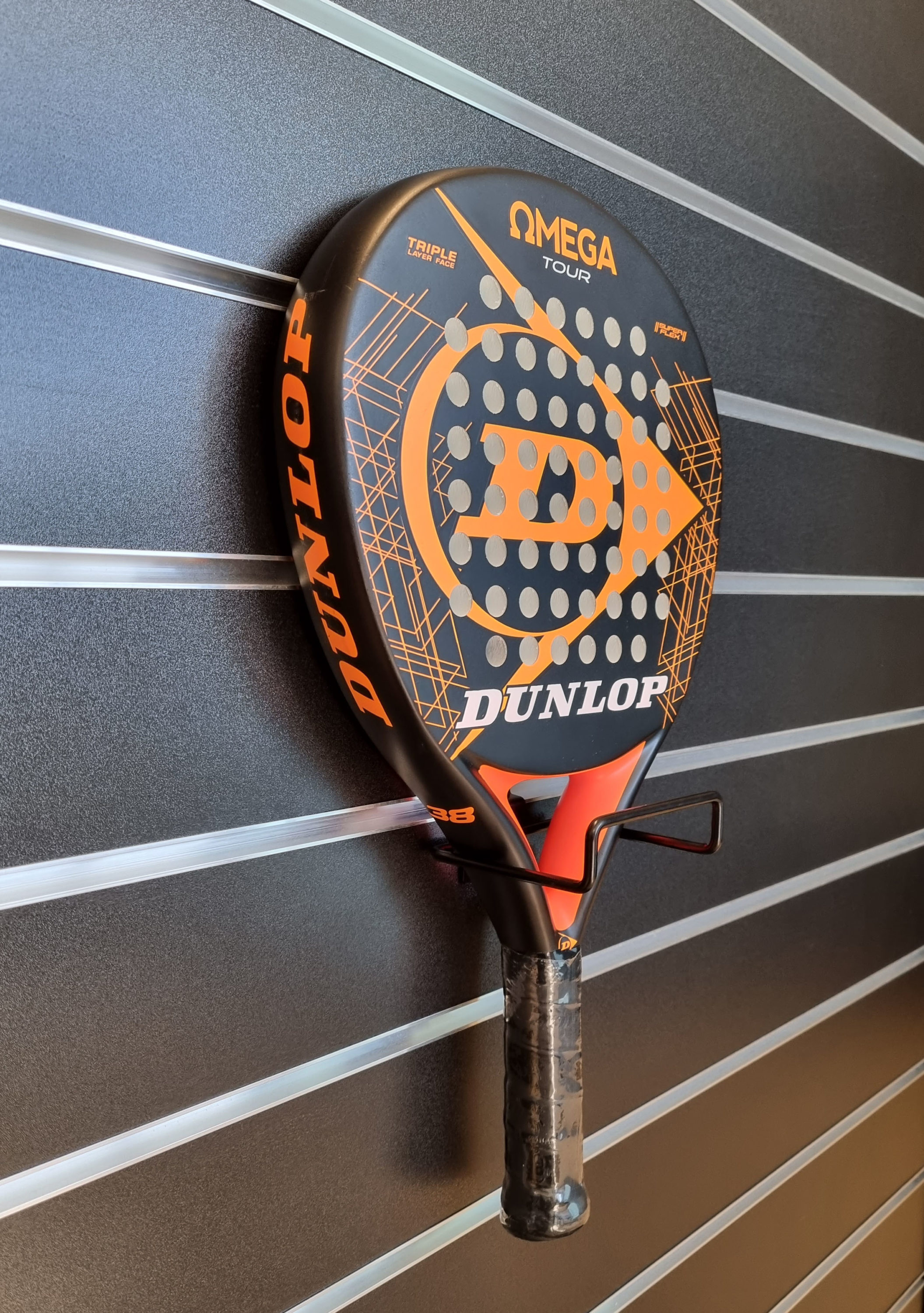 Padel/Tennis-rackhållare för spårpanel - Svart