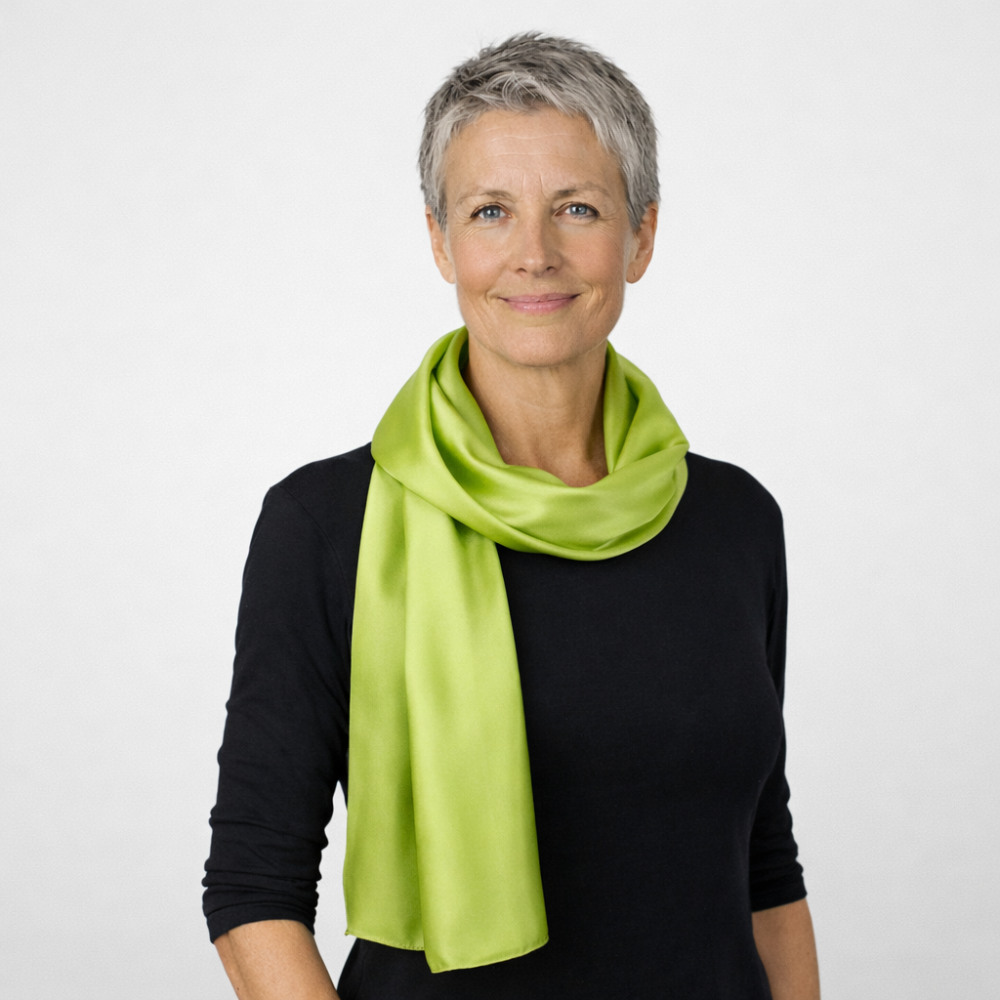 Ärtgrön Sidenscarf Isa