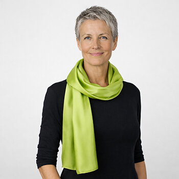 Ärtgrön Sidenscarf Isa