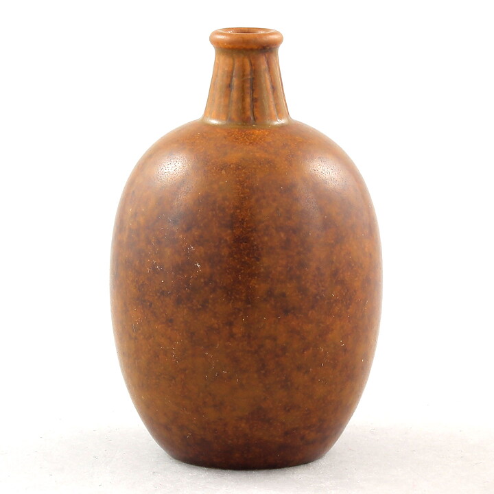 グナー・ニールンド  茶色のベース  9cm  1950年代