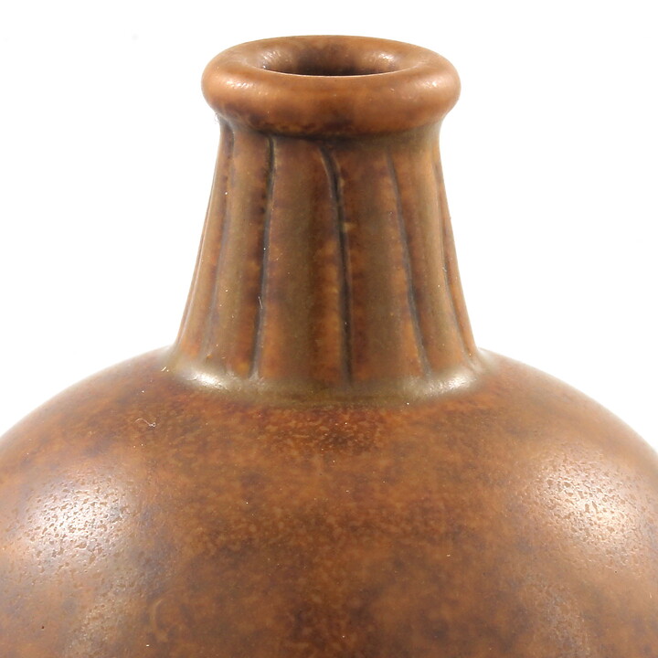 グナー・ニールンド  茶色のベース  9cm  1950年代