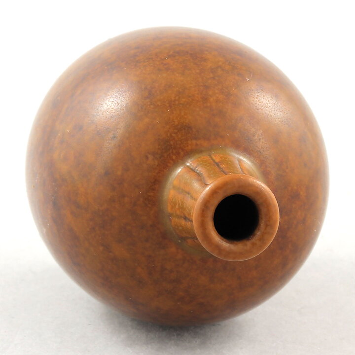 グナー・ニールンド  茶色のベース  9cm  1950年代