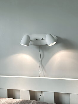 SANDNES vägglampa. dubbel, vit - Aneta Lighting