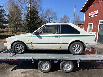 Ford Escort - Reservdelsbil (säljes i delar)
