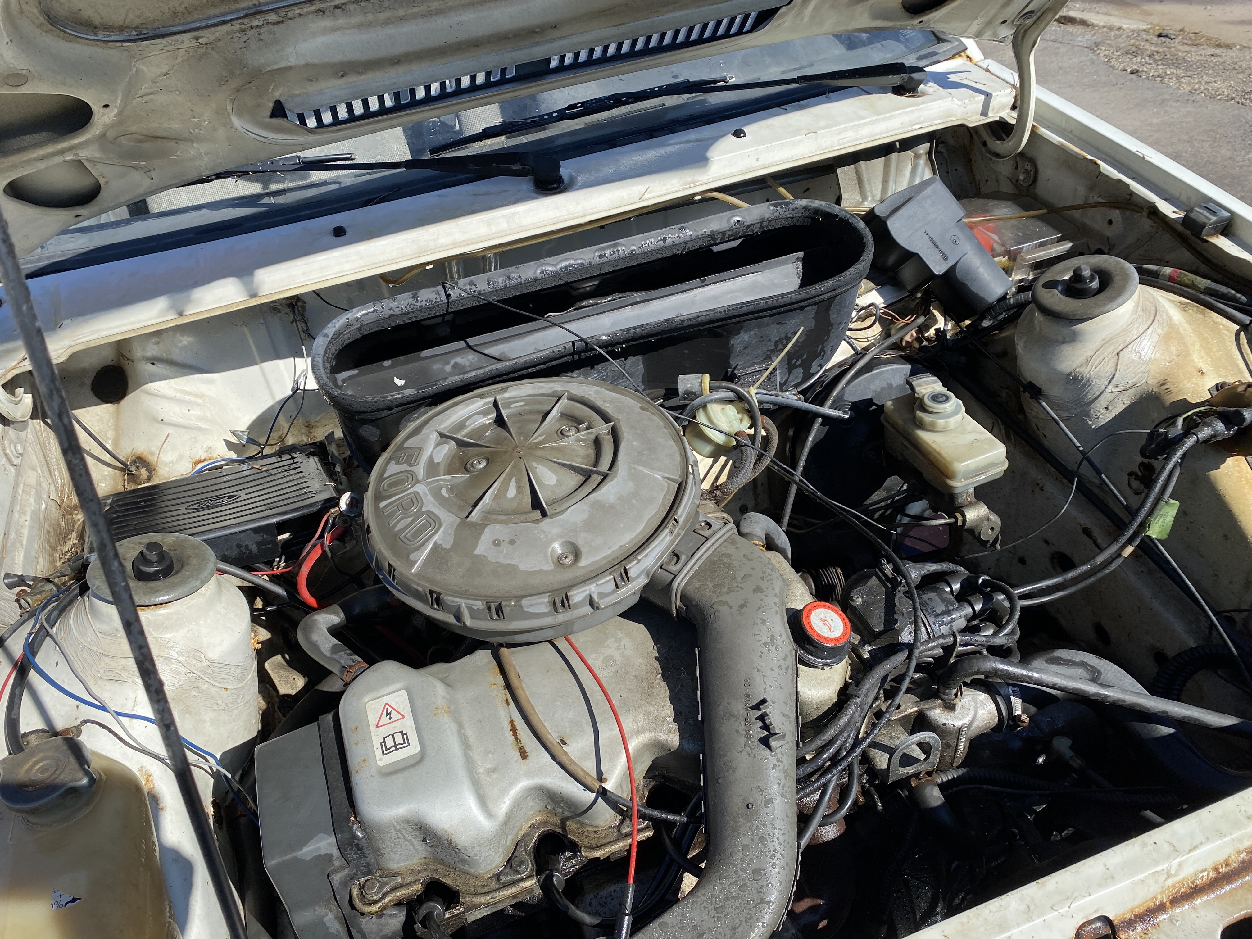 Ford Escort - Spare part car (parts for sale) - 5