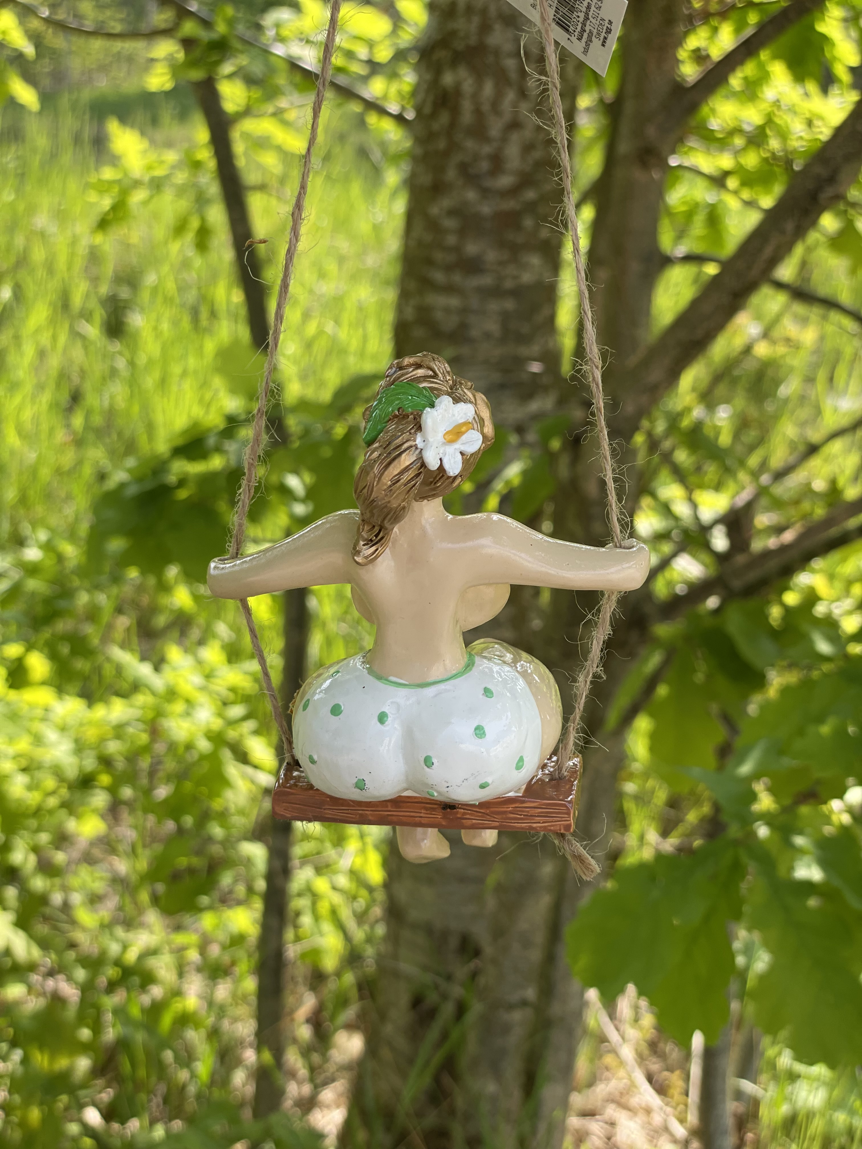 Berit på gunga - 13,5 cm - 3
