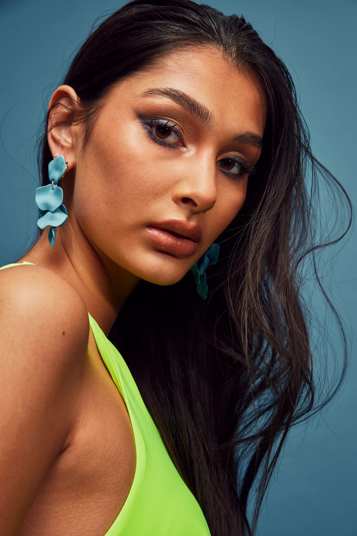 BOW19 Leaf earrings sky blue - 2