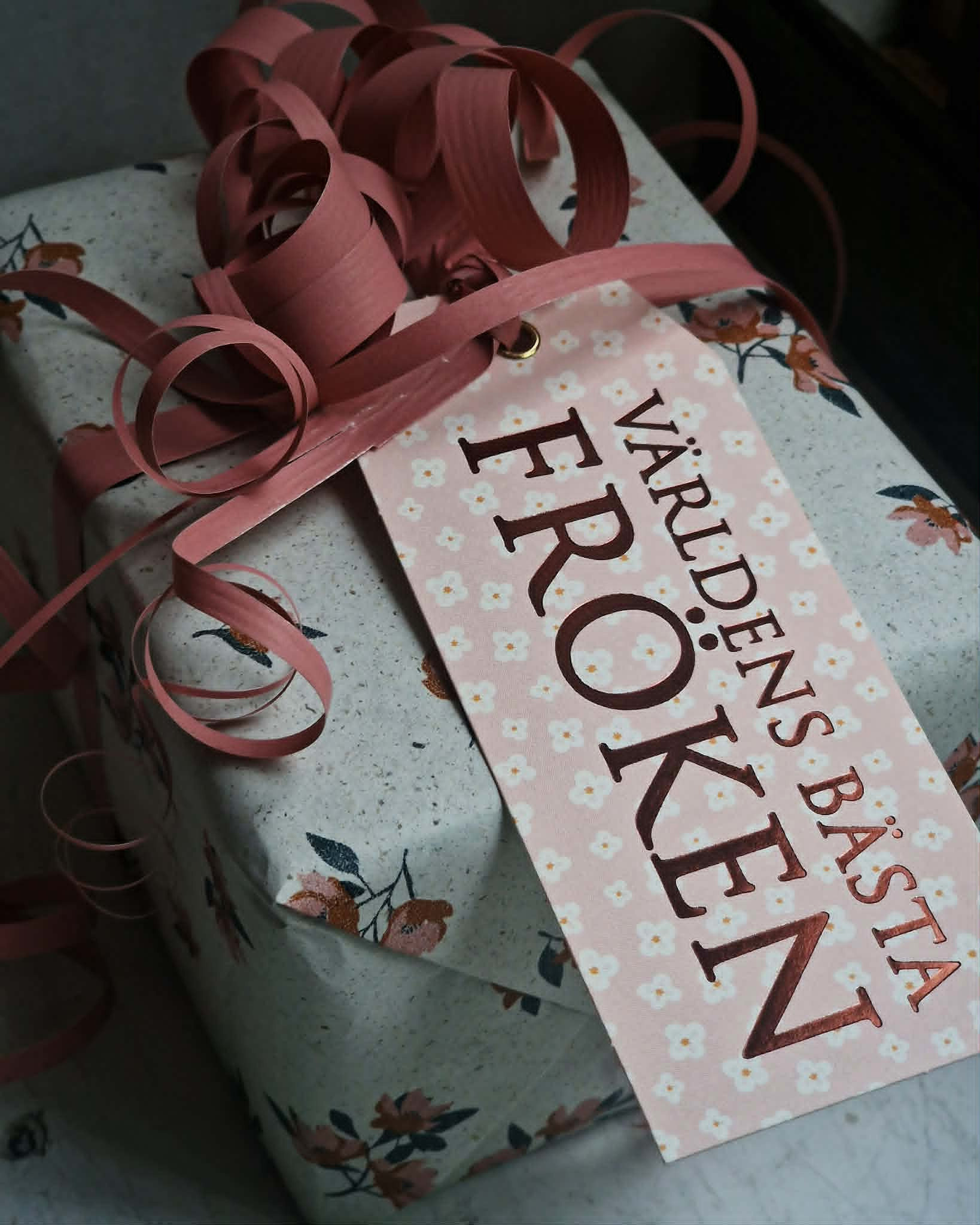 Paketkort "Världens bästa fröken" blom - Sköna ting