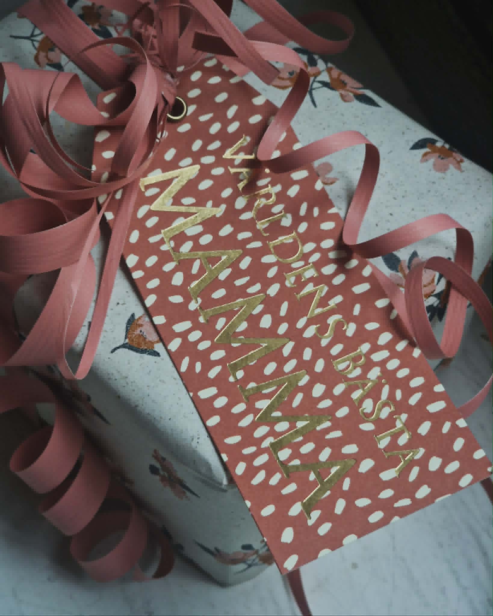 Paketkort "Världens bästa mamma" prick - Sköna ting